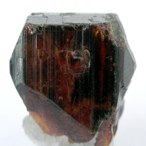 Manganotantalite: Vibrant Gemstone