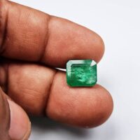 Emerald (Panna) Gemstone
