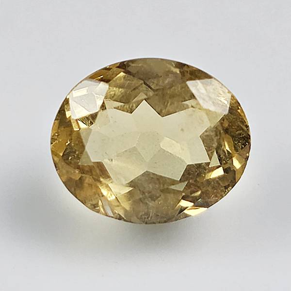 Golden Beryl (Heliodor) Gemstone