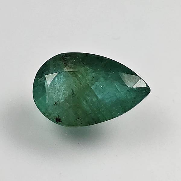 Emerald (Panna) Gemstone