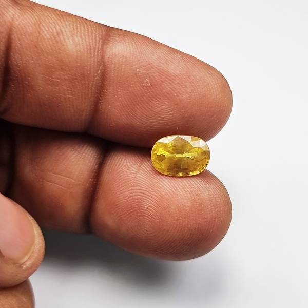 AK21640-3 Natural Yellow Sapphire